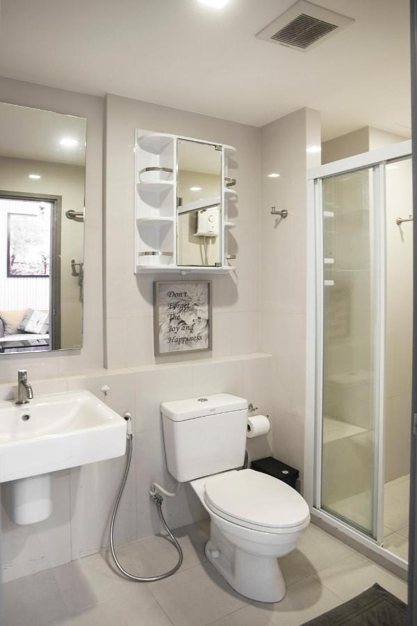 פאטאיה The Base Central Apartments מראה חיצוני תמונה